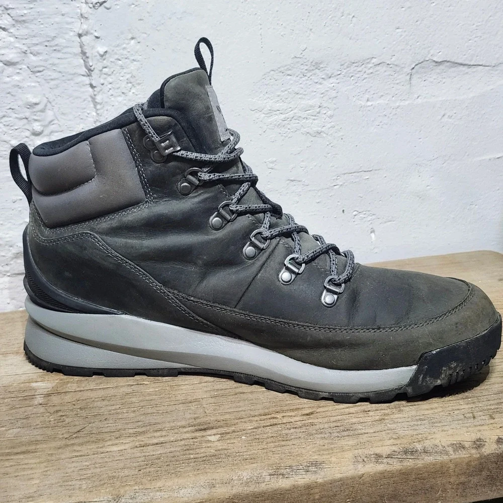 The North Face Berkeley Leather Hiking Ankle Boots Mens US 12 Gray Waterproof‎